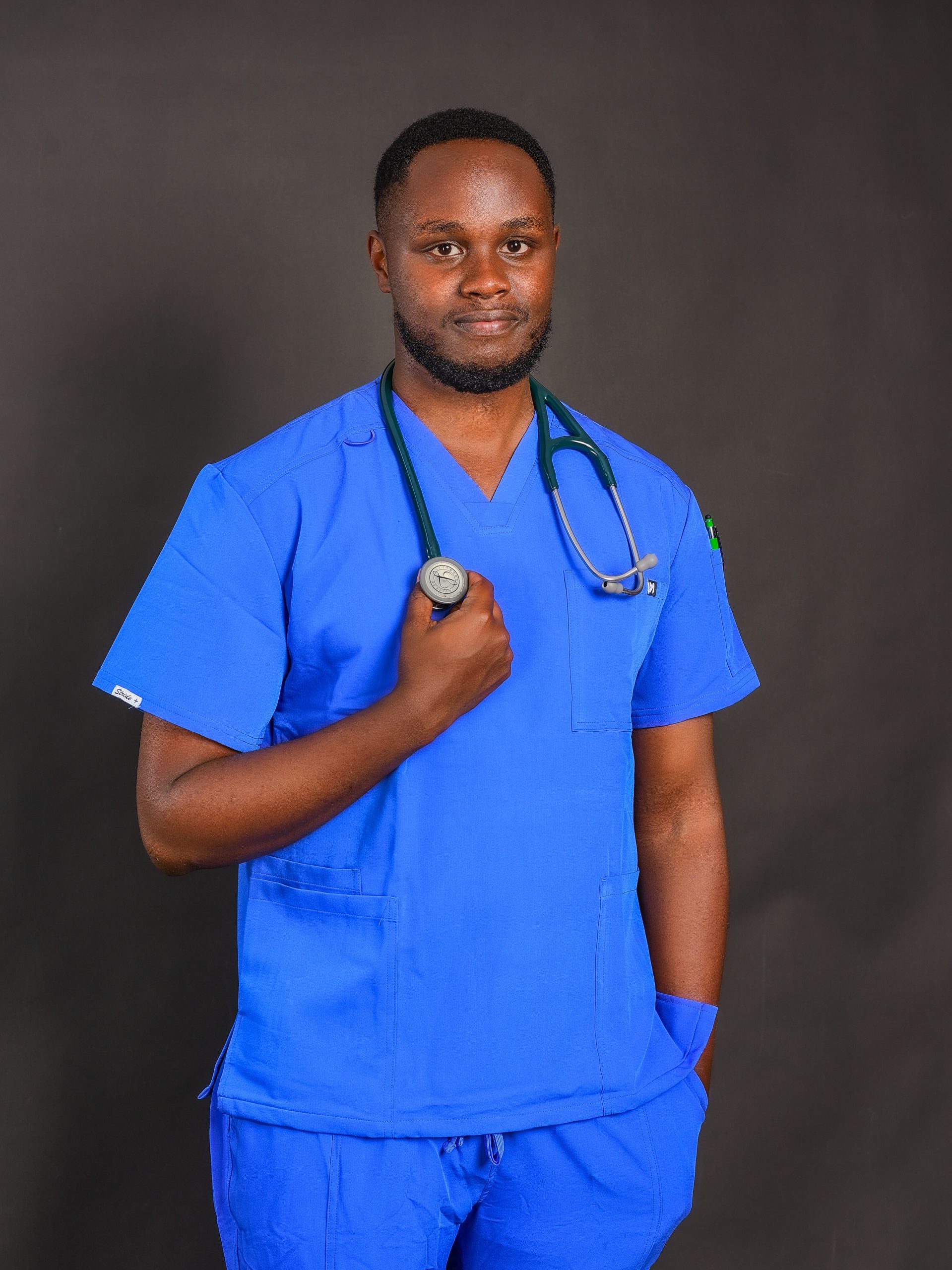 AK0_8154 Buy medical scrubs