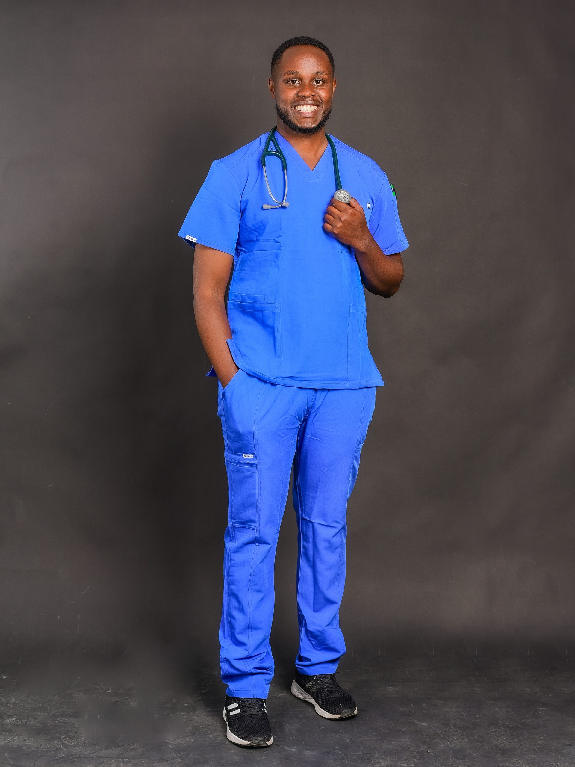 AK0_8157 Buy medical scrubs